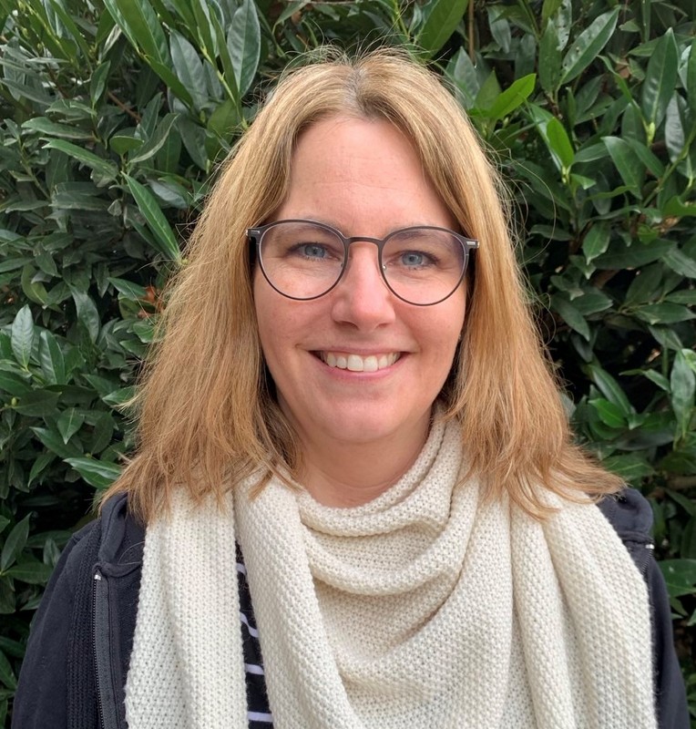 Please specify image url